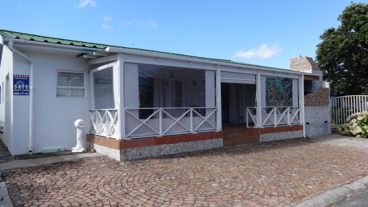 Appartamento Leisure By The Sea Kleinmond Esterno foto